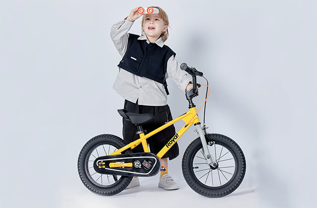 如何给儿童自行车打气 儿童自行车轮胎气太满了怎么放 