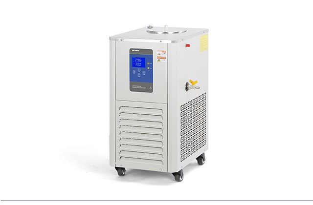 低温冷却液循环泵的使用方法 低温冷却液循环泵温度降不下来什么原因 