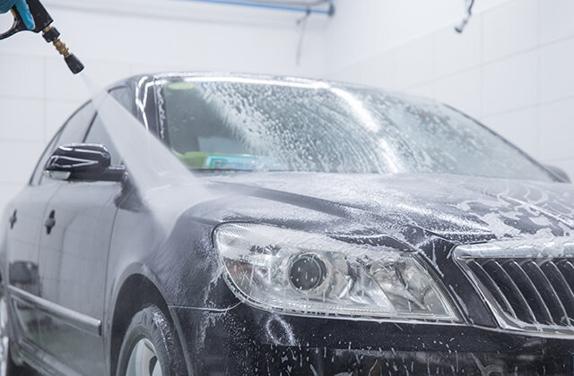 汽车水蜡好还是固体蜡好 洗车水蜡和冰蜡哪个好 