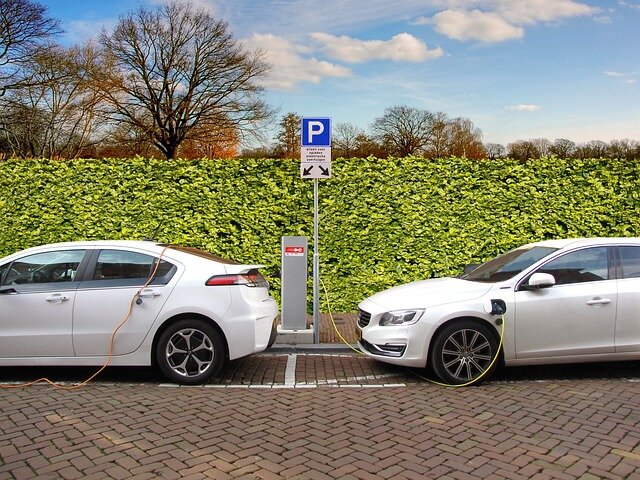 新能源车充电桩通用吗 各汽车品牌的充电桩能不能共用 