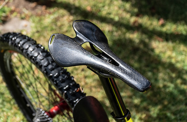 碳纤维自行车多重 碳纤维自行车多少钱一辆 