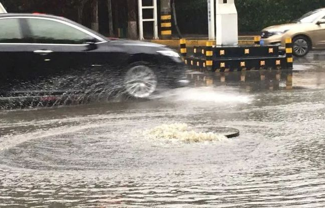 自然天气灾害预警监测、实时监测城市下沉式道路积水点、多场景应用方案百科 